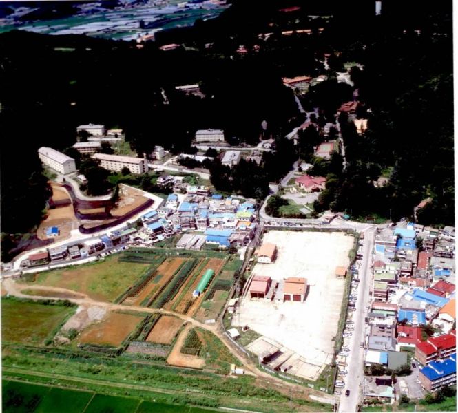 파일:P011707 2007년 봉일천리 캠프하우즈.jpg